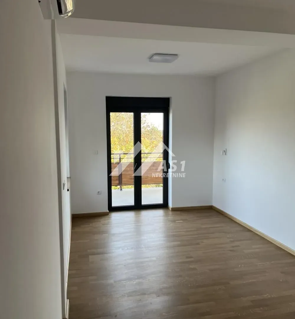 Rent, house, 235m², Sremska Kamenica, Petrovaradin