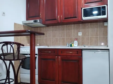 Rent, studio apartment, 26m², Centar, Jagodina - image 2