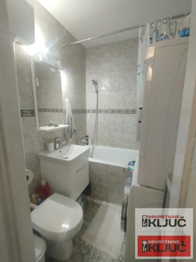 Prodaja, dvosoban stan, 54m², Novo naselje, Novi Sad