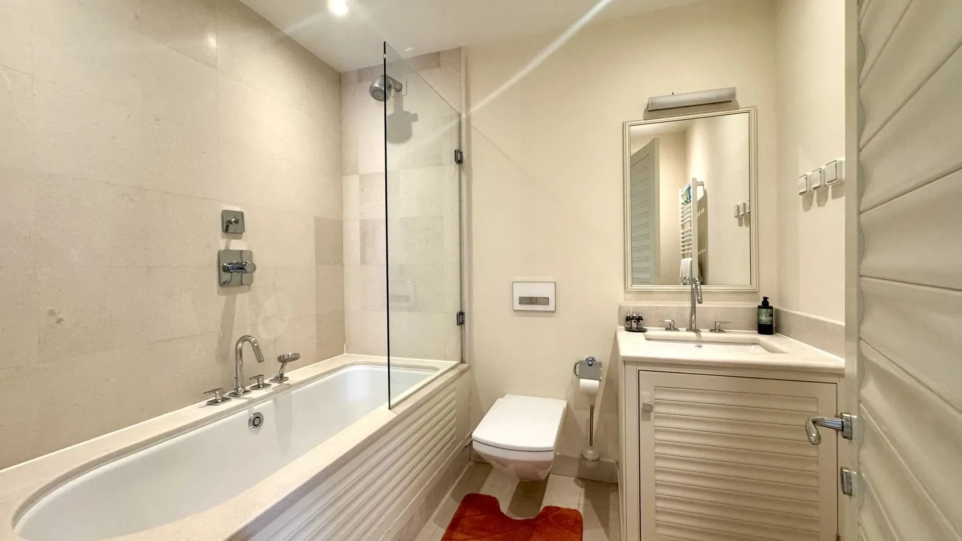 Rent, one bedroom apartment, 68m², Porto Montenegro, Tivat