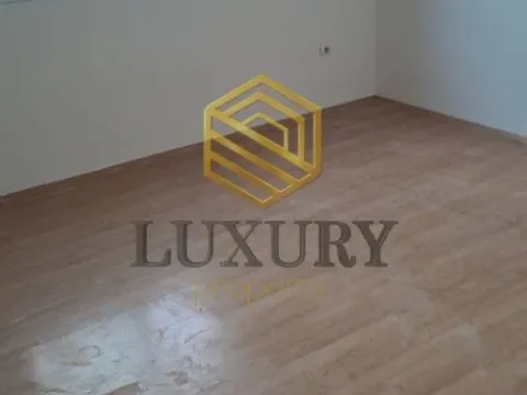 Prodaja, kuća, 250m², Murtovina, Podgorica - image 11