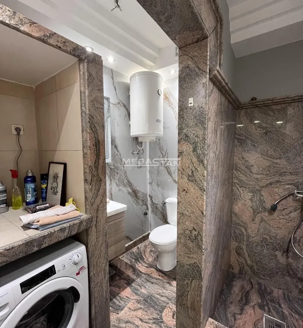 Rent, four bedroom apartment, 185m², Vračar Hram, Vračar Sve Podlokacije