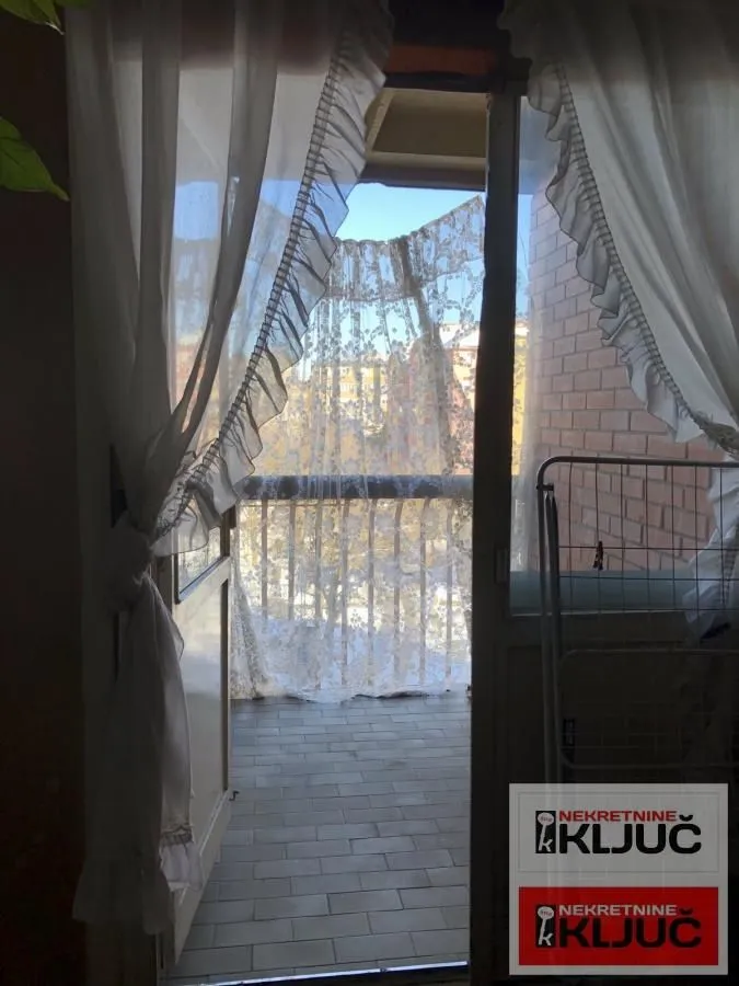 Prodaja, dvosoban stan, 80m², Liman 4, Novi Sad Sve Podlokacije