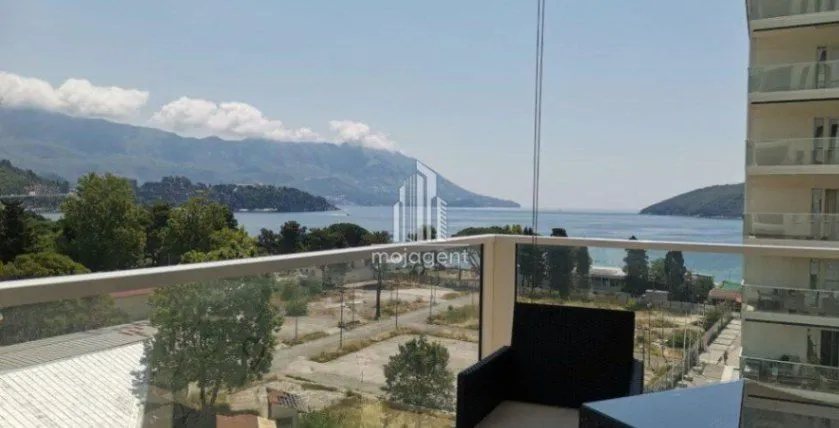 Prodaja, dvosoban stan, 104m², Centar, Budva