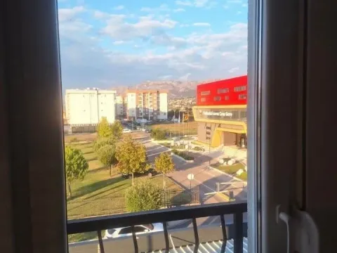 Rent, one bedroom apartment, 46m², Stari Aerodrom, Podgorica - image 5