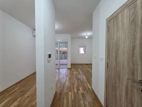 Prodaja, garsonjera, 31m², Bečići, Budva - image 9