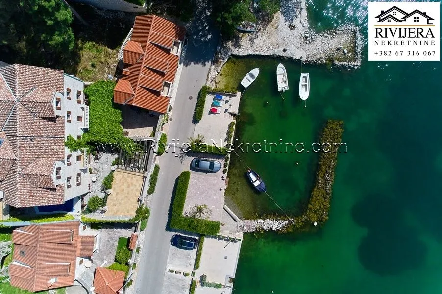 Sale, house, 450m², Dobrota, Kotor