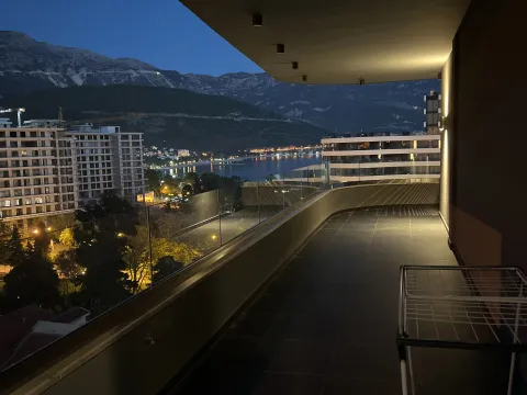 Rent, two bedroom apartment, 69m², Centar, Budva - image 6