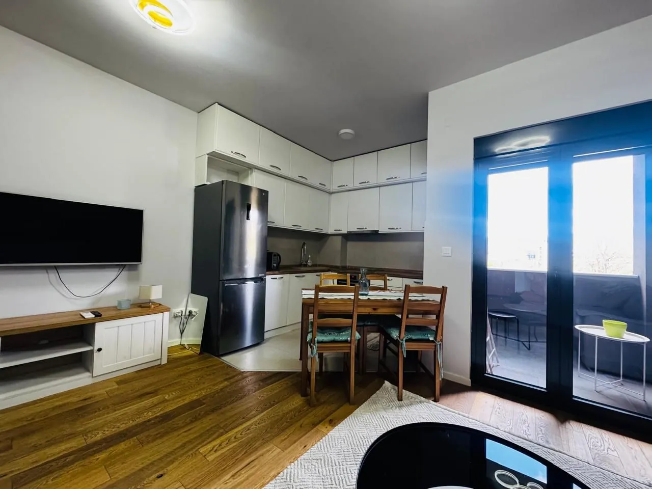 Izdavanje, garsonjera, 35m², Centar, Podgorica