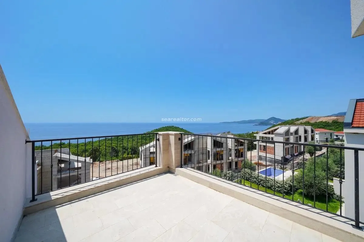 Prodaja, kuća, 223m², Reževići, Budva