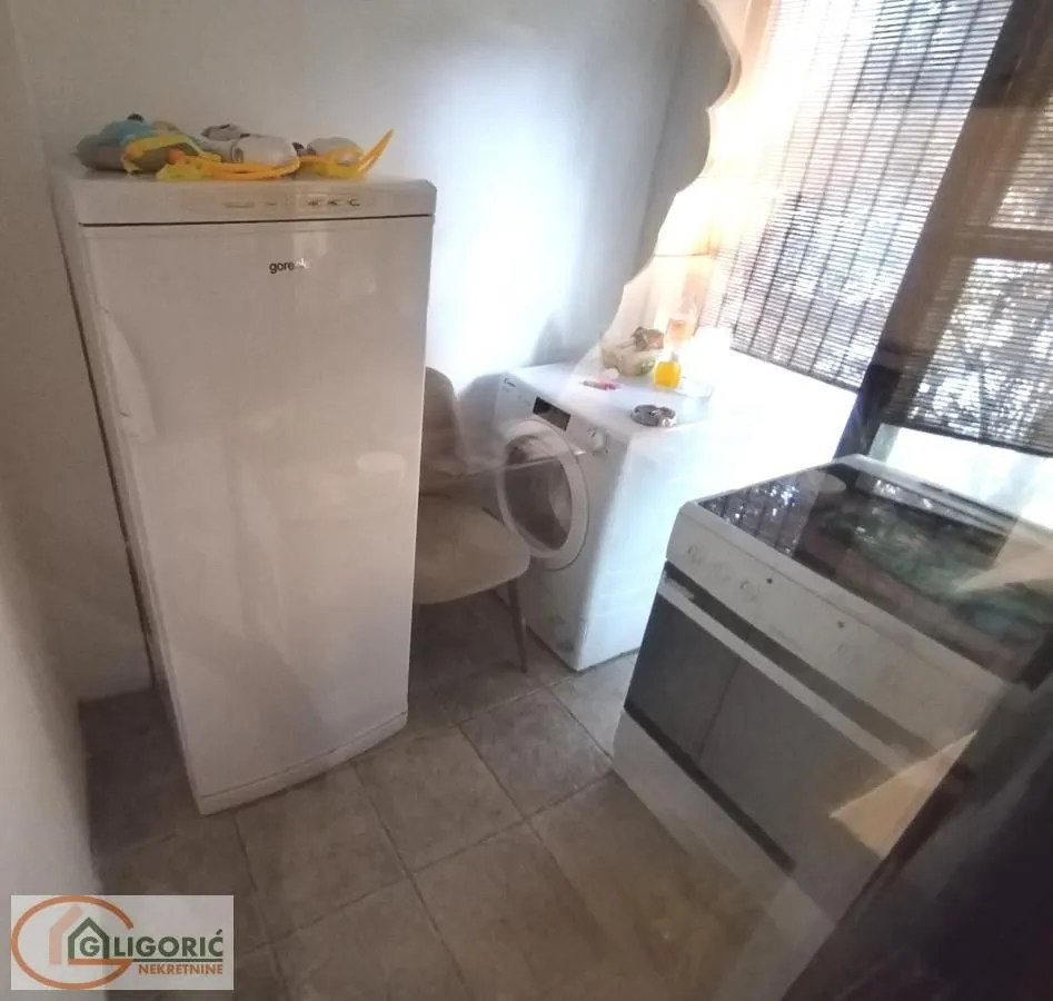 Sale, three bedroom apartment, 63m², Cvetkova Pijaca, Zvezdara Sve Podlokacije