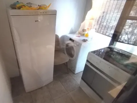 Sale, three bedroom apartment, 63m², Cvetkova Pijaca, Zvezdara Sve Podlokacije - image 6