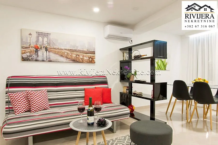 Prodaja, kuća, 187m², Igalo, Herceg Novi