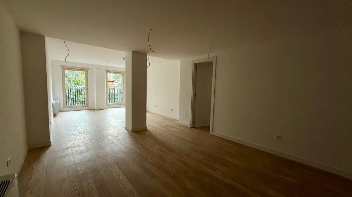 Izdavanje, stan, 125m², Crveni Krst, Beograd