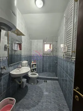 Rent, four bedroom apartment, 150m², Stari Aerodrom, Podgorica - image 10