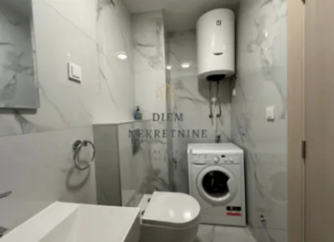 Izdavanje, dvosoban stan, 60m², Stara Varoš, Podgorica - image 11