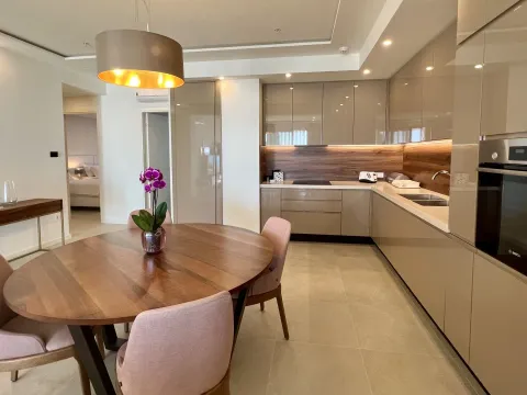 Prodaja, stan, 107m², Budva, Crna Gora - image 2