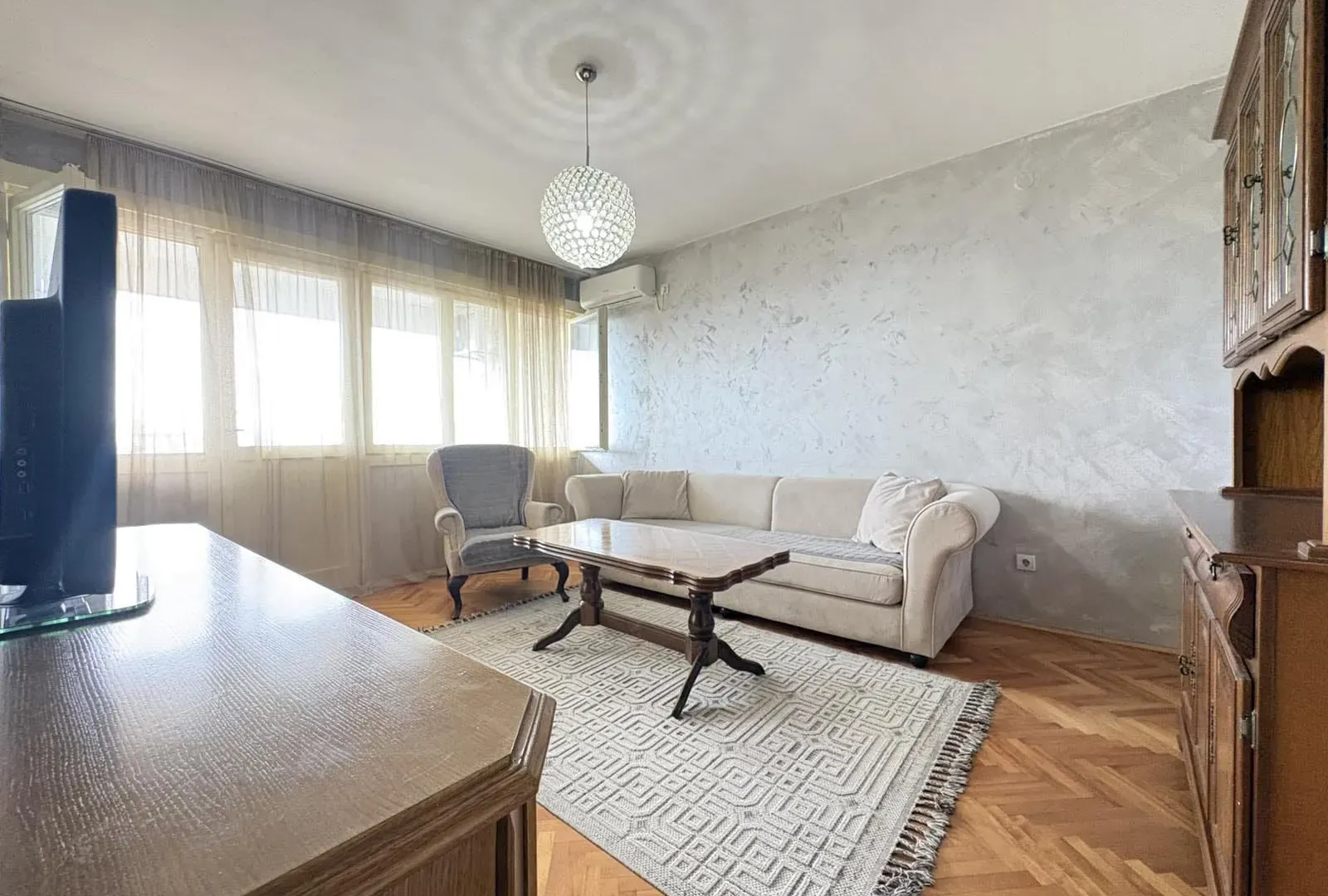 Prodaja, jednosoban stan, 55m², Baston, Podgorica