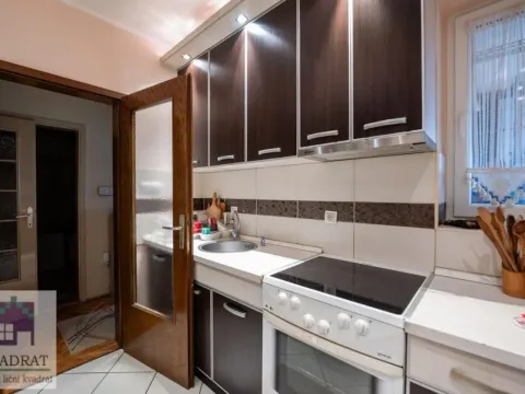 Prodaja, trosoban stan, 94m², Novi Sad, Srbija - image 10