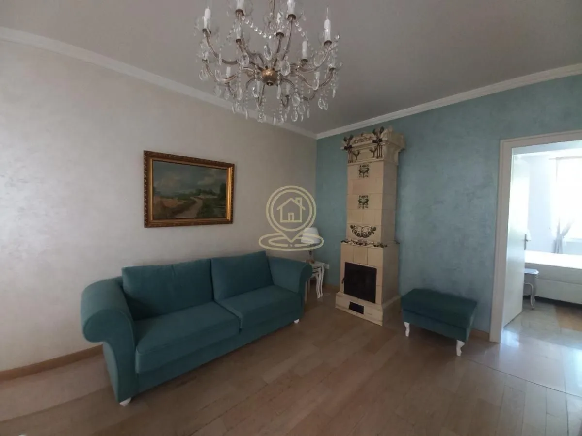 Izdavanje, trosoban stan, 70m², Stari Grad, Beograd