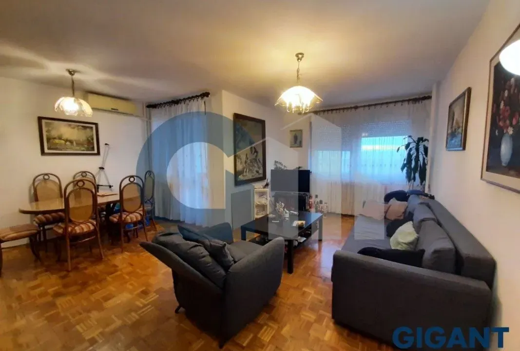 Prodaja, trosoban stan, 82m², Voždovac Sve Podlokacije, Beograd