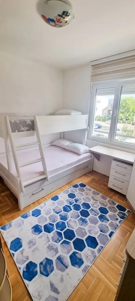 Rent, two bedroom apartment, 74m², Nova Dalmatinska, Podgorica