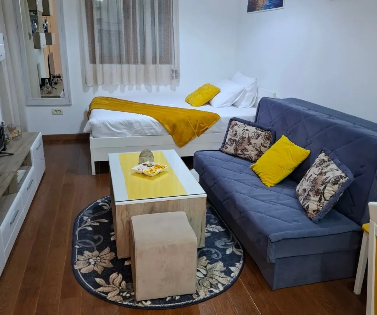 Izdavanje, jednosoban stan, 30m², Stara Varoš, Podgorica