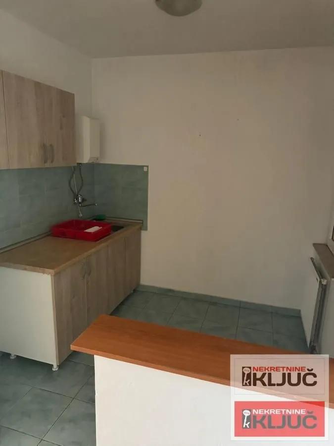 Prodaja, dvosoban stan, 67m², Grbavica, Novi Sad Sve Podlokacije