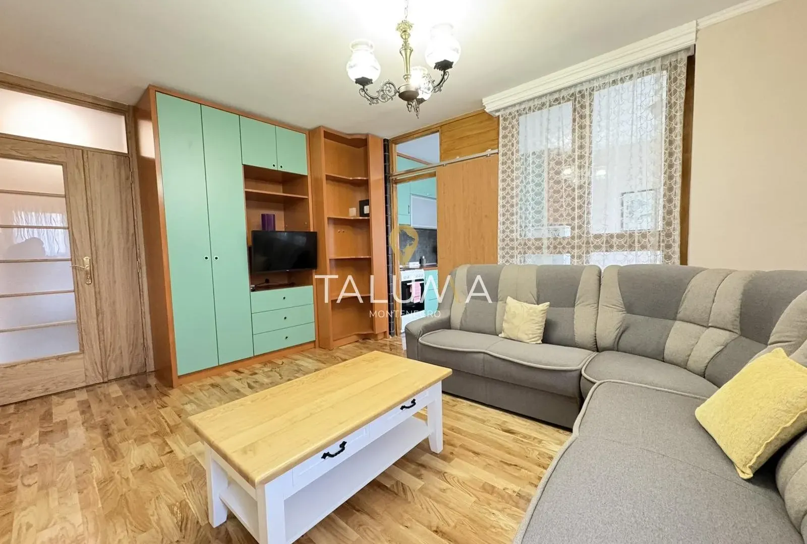 Izdavanje, jednosoban stan, 50m², Blok 5, Podgorica