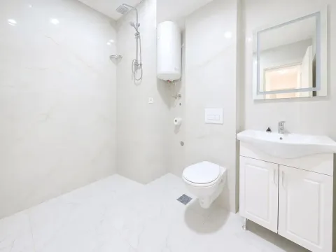 Prodaja, jednosoban stan, 43m², Bečići, Budva - image 14