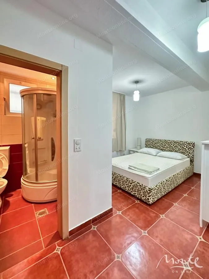 Sale, three bedroom apartment, 90m², Petrovac, Budva