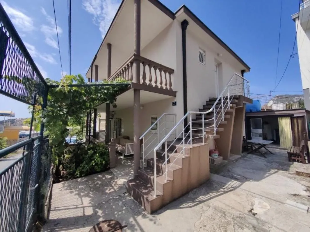 Prodaja, kuća, 156m², Sutomore, Bar