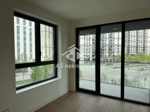 Izdavanje, trosoban stan, 79m², Savski Venac, Beograd - image 2