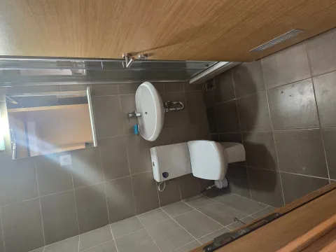 Izdavanje, dvosoban stan, 72m², Dubovica, Budva - image 11