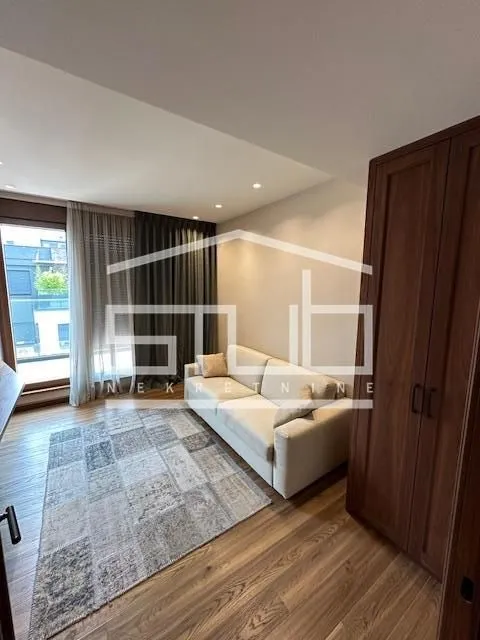 Rent, apartment, 350m², Južni Bulevar, Vračar Sve Podlokacije