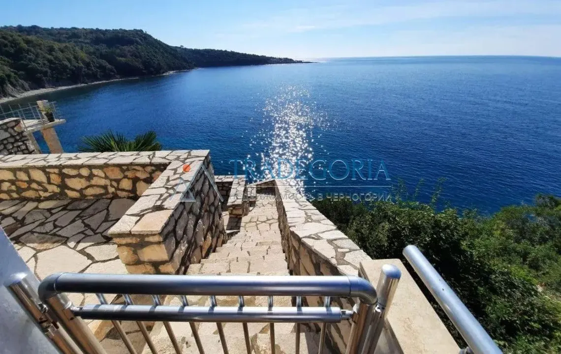 Prodaja, kuća, 450m², Dobra Voda, Budva