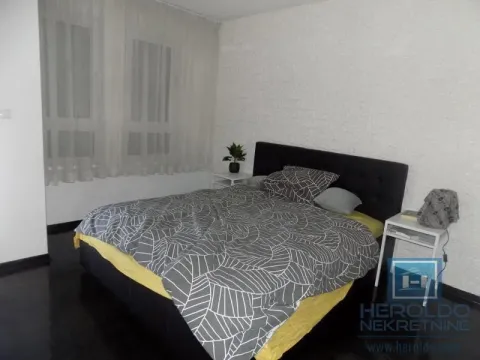 Sale, four bedroom apartment, 150m², Jagodnjak, Paraćin - image 2