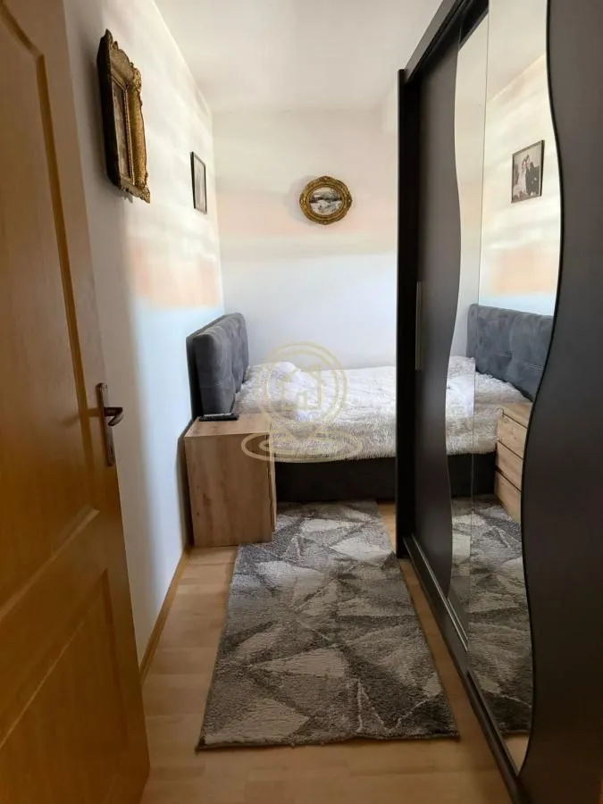 Prodaja, četvorosoban stan, 80m², Pantelej, Niš
