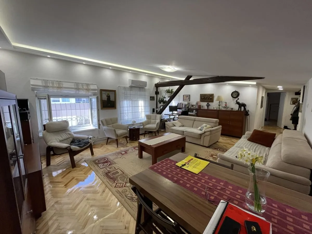 Prodaja, trosoban stan, 95m², Centar, Novi Sad