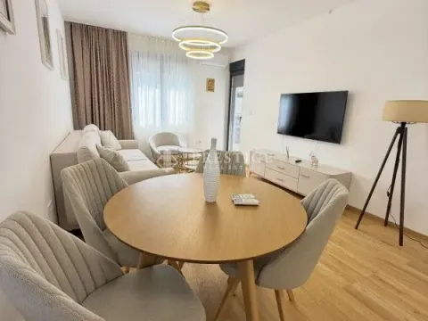 Rent, one bedroom apartment, 50m², City Kvart, Podgorica - image 6