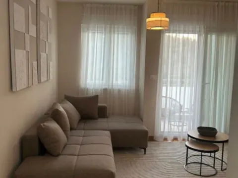 Izdavanje, garsonjera, 30m², City Kej, Podgorica