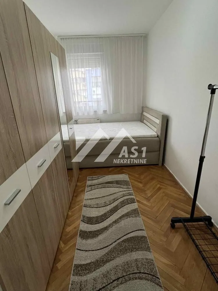 Izdavanje, dvosoban stan, 46m², Nova Detelinara, Novi Sad Sve Podlokacije