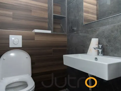 Izdavanje, dvosoban stan, 70m², Podgorica, Crna Gora - image 5