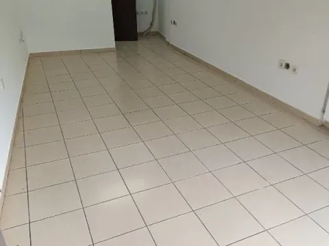 Prodaja, poslovni prostor, 21m², Centar, Kragujevac - image 2