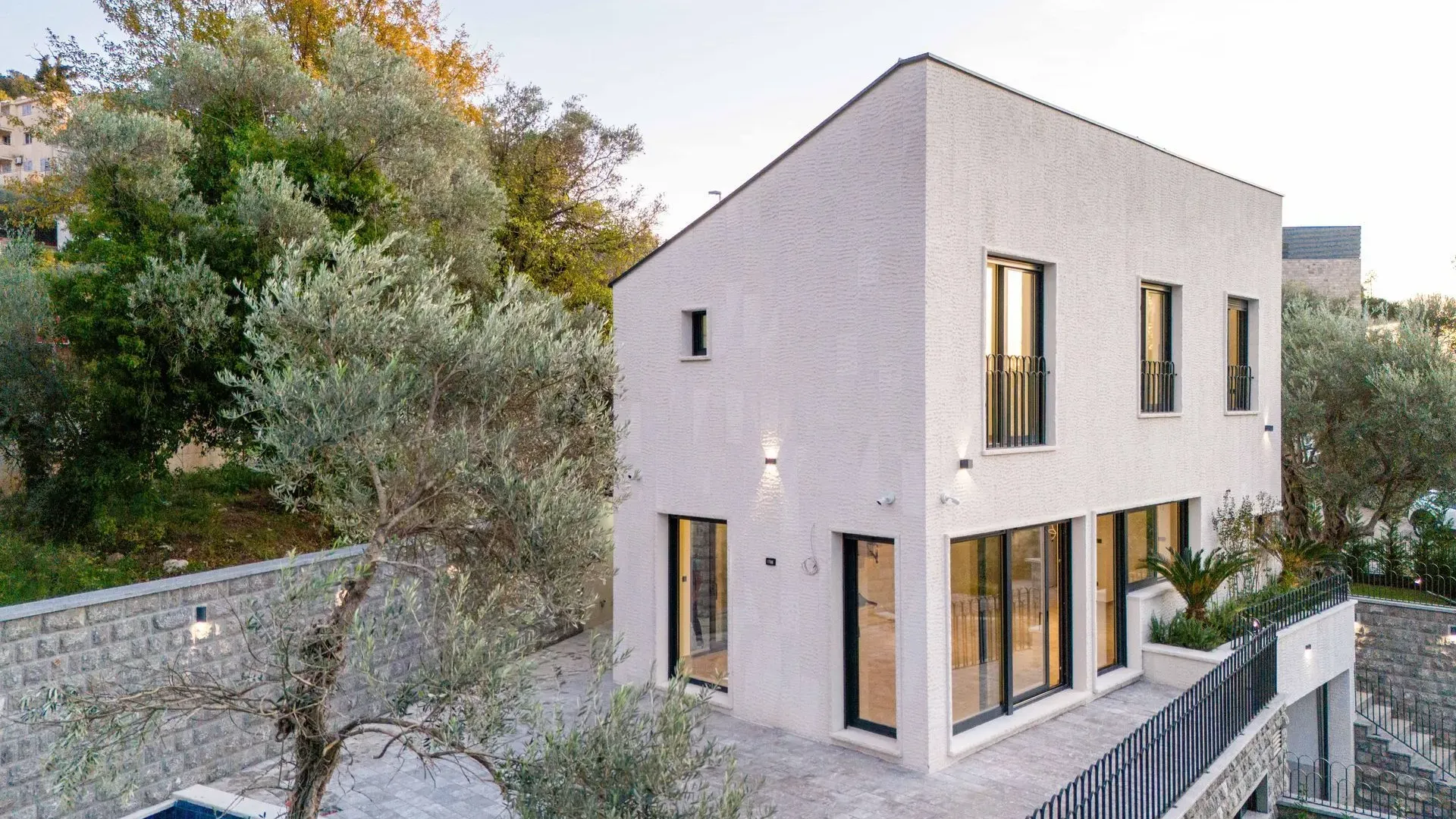 Sale, house, 240m², Kamenovo, Budva