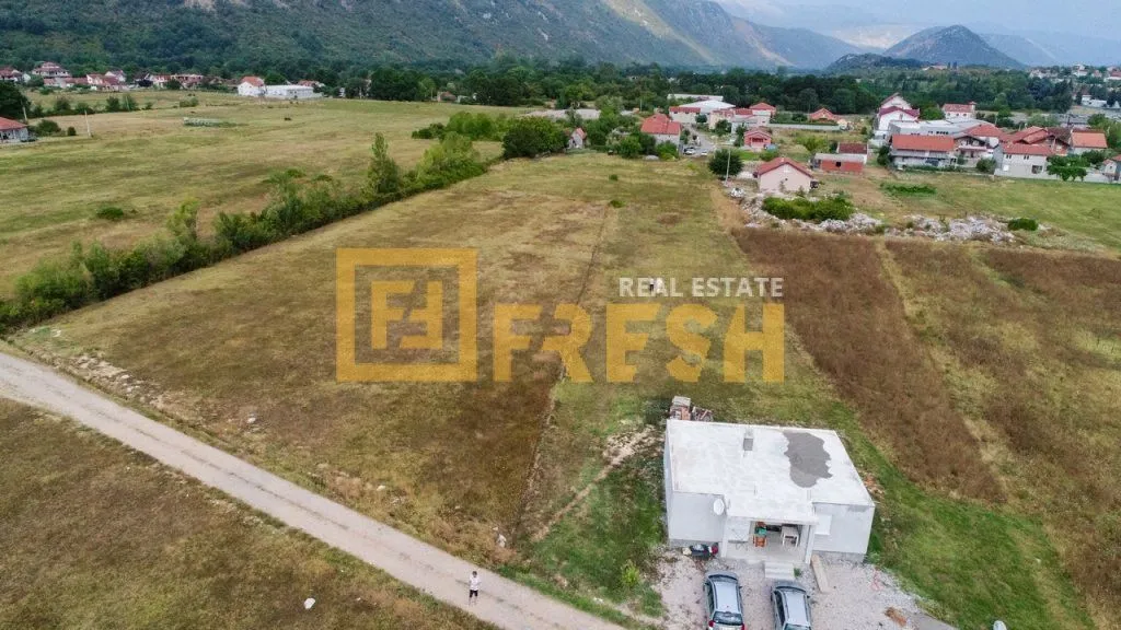 Prodaja, plac, 1760m², Danilovgrad, Crna Gora