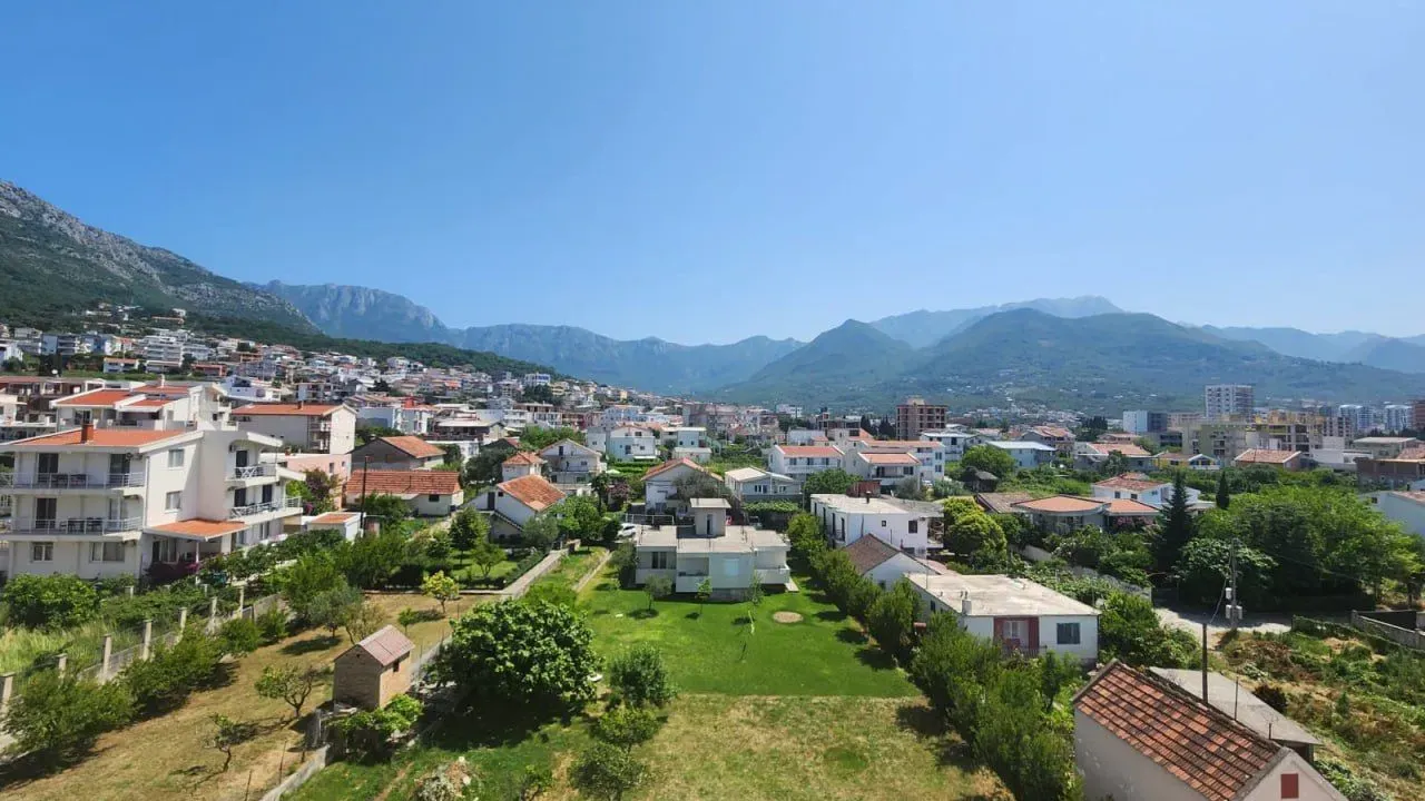 Sale, two bedroom apartment, 60m², Ilino, Bar