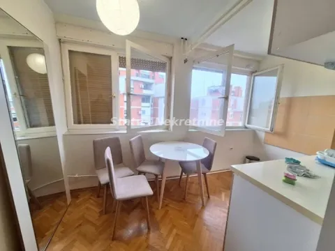 Izdavanje, garsonjera, 29m², Liman 1, Novi Sad Sve Podlokacije - image 6