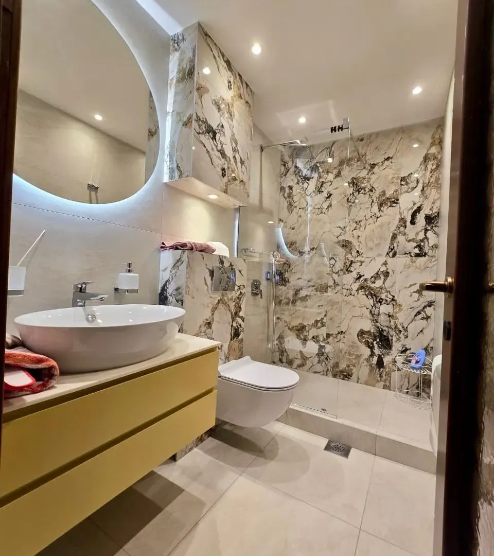 Rent, three bedroom apartment, 185m², Gorica C, Podgorica