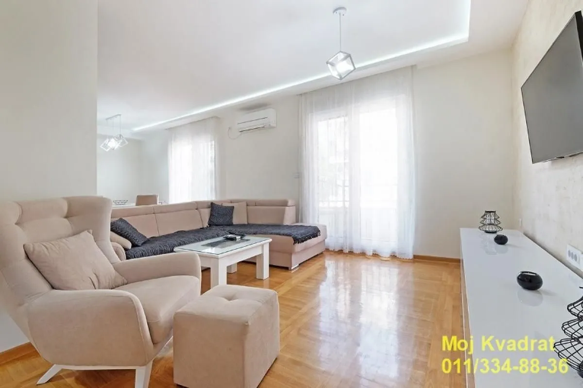 Prodaja, trosoban stan, 87m², Slavujev Venac, Zvezdara Sve Podlokacije